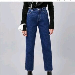 Zara Dark Wash High Rise Raw Hem Loose Fit Mom Jeans